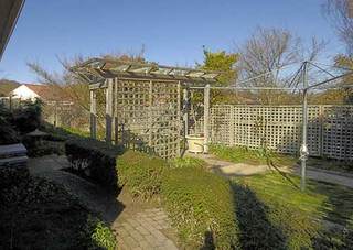 rear working garden (2006-09-01)