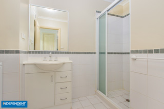 Bathroom (2014-05-22)