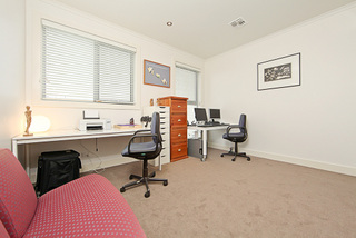 Bedroom 3 (2011-04-22)