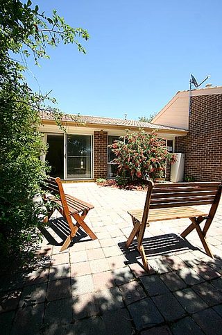 Courtyard (2007-11-14)