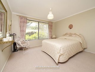Bedroom (2007-03-01)