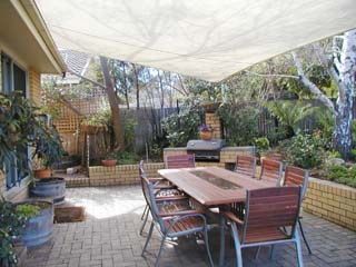 BBQ Area (2002-08-14)