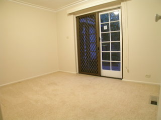 Bed 1 (2005-05-28)