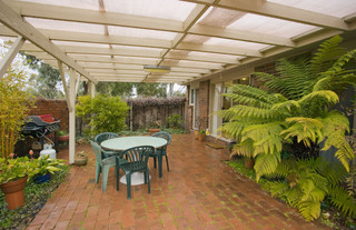 Courtyard (2008-07-09)