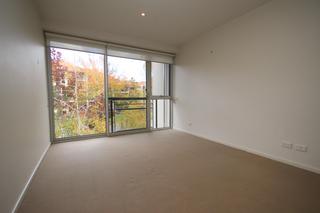 Bedroom (2015-05-28)