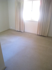 Bedroom 1 (2012-08-09)