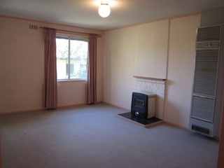 Living Room (2011-12-09)