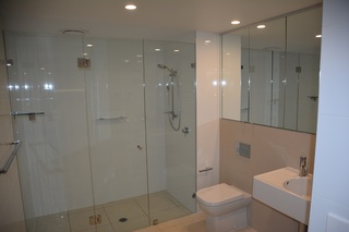 Bathroom (2015-01-07)