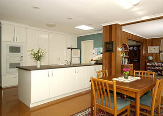 Kitchen from meals (2005-12-22)