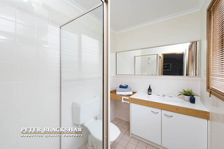 Ensuite to Main bedroom 2 (2017-03-01)