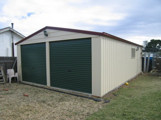 Double Garage (2006-08-17)