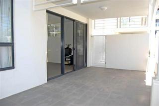 Courtyard (2011-01-05)
