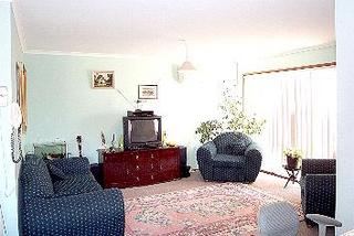 Lounge (2001-09-27)