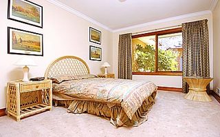 Bed 4 (2004-05-14)