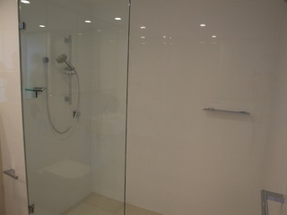 Bathroom (2017-02-24)