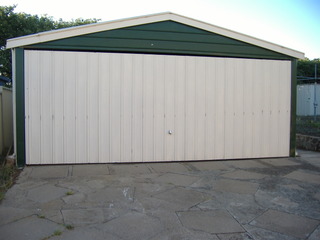 Double Garage (2012-06-24)