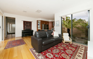 Family Room (2013-07-01)