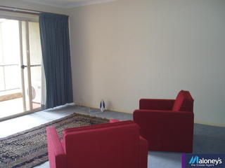 Lounge (2005-12-21)