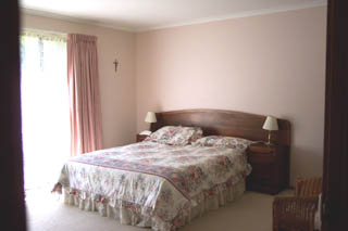 Bed 1 (2002-10-01)