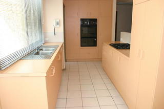 Kitchen (2005-10-12)