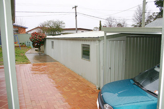 Garage (2005-09-07)