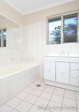 Bathroom (2005-10-07)