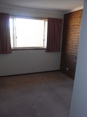 Bedroom 3 (2012-01-11)