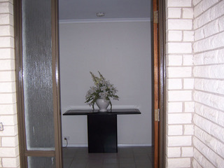 Entrance (2007-02-09)