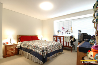 Bed 2 (2007-03-29)