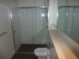 Ensuite (2011-12-19)