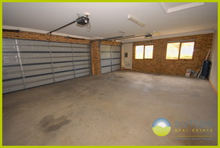 Garage (2012-11-21)
