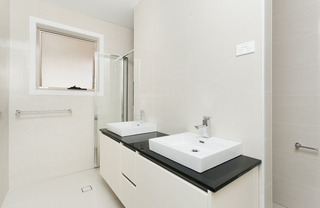 Ensuite (2013-12-16)