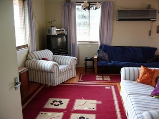 lounge 3 (2006-09-19)