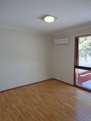 Bedroom 2 (2014-01-30)