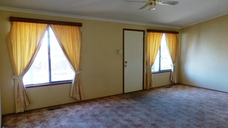 Living Room (2014-10-18)