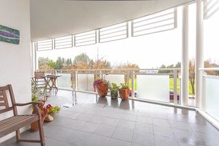 Balcony (2012-08-24)