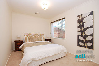 Bed 2 (2009-05-14)