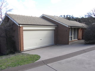 Front-Garage (2009-08-18)