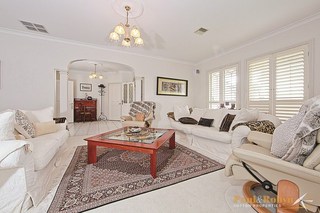 Lounge Room (2013-06-05)