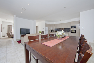 Dining Room (2011-12-08)