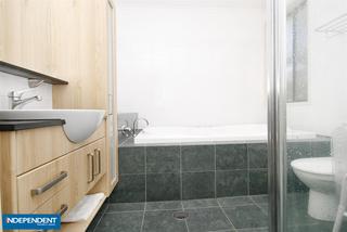 Ensuite (2012-02-01)
