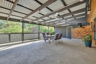 Outdoor entertaining area (2018-03-07)