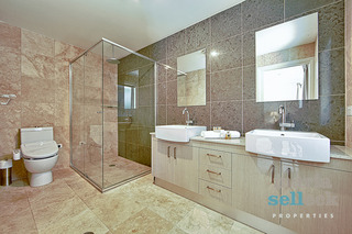 Ensuite (2012-04-20)