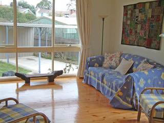 Lounge (2006-08-24)