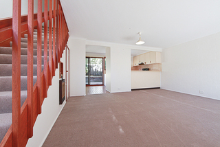 Lounge Room (2011-05-11)
