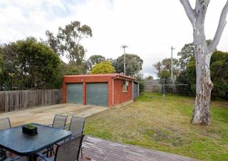 Backyard (2017-11-01)
