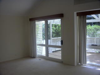 Lounge (2004-11-25)