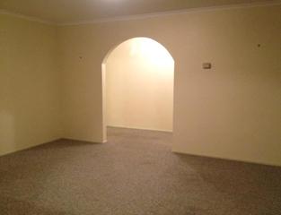 Lounge Room (2015-10-26)