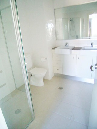 Ensuite (2007-06-20)