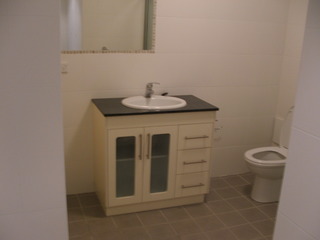 Bathroom (2007-07-09)